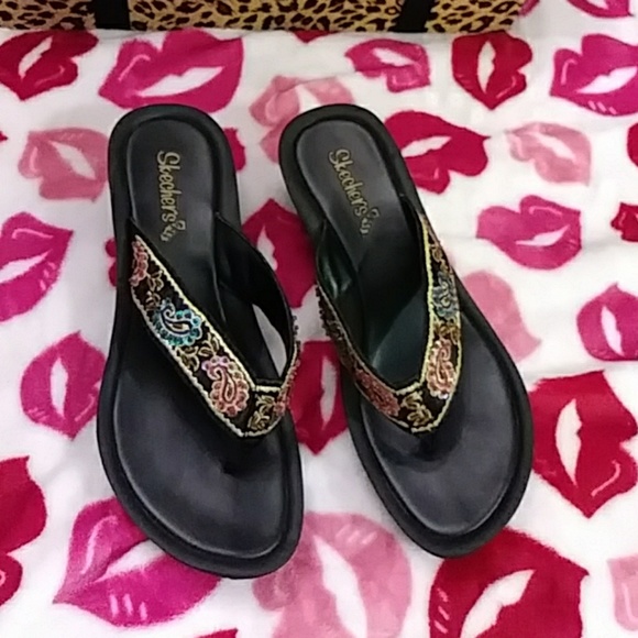 Skechers Sandals - Picture 7 of 8